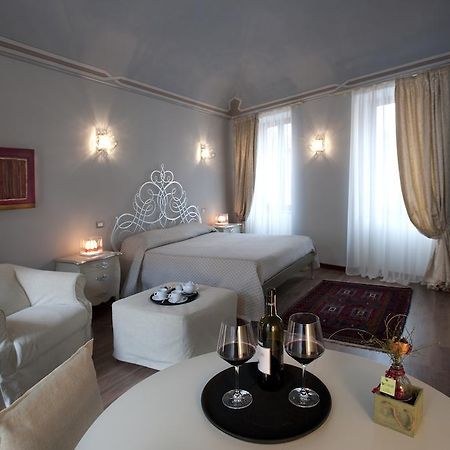 アルバ Vinoteca La Sacrestia Bed & Breakfast 部屋 写真