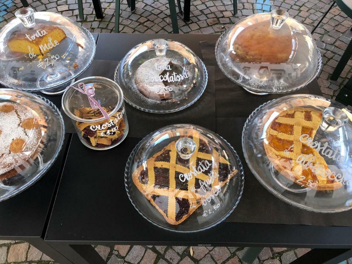 アルバ Vinoteca La Sacrestia Bed & Breakfast エクステリア 写真